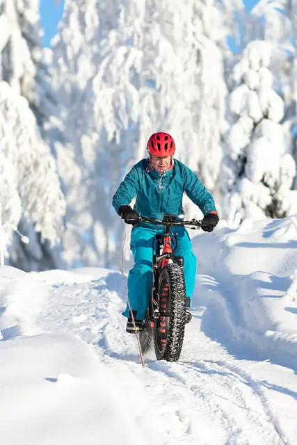 Riding a fat ebike in winter